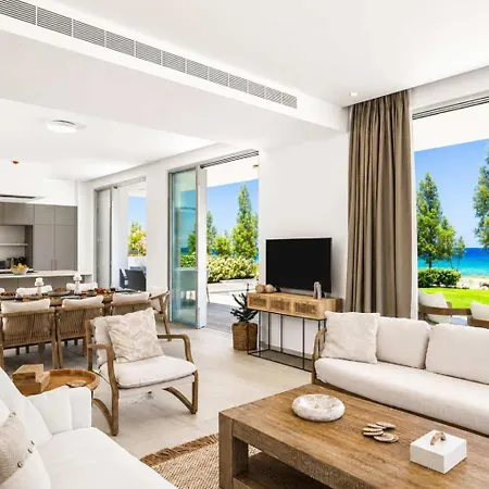 Villa 4br Seafront - Lemonia By Premier *