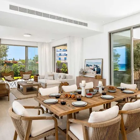 4br Seafront - Lemonia By Premier *