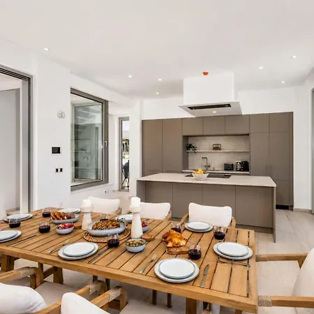 Villa 4br Seafront - Lemonia By Premier *