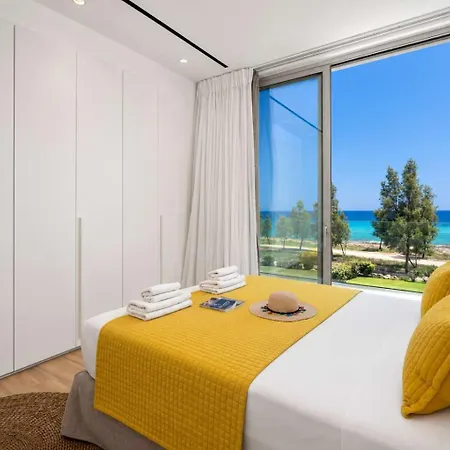 4br Seafront - Lemonia By Premier Villa