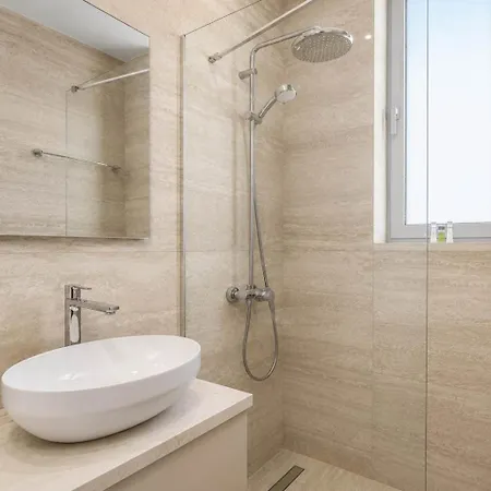 4br Seafront - Lemonia By Premier Villa *
